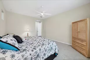 3820 80th Dr E, Sarasota, FL 34243 - Photo 18