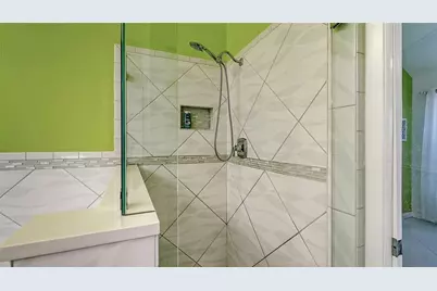 7833 Ontario Street Circle, Sarasota, FL 34243 - Photo 26