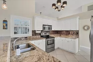 4525 Windsor Ct E, Bradenton, FL 34203 - Photo 10