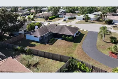2042 Country Meadows Place, Sarasota, FL 34235 - Photo 26