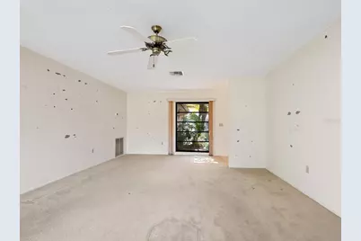 5450 Golf Pointe Drive, Sarasota, FL 34243 - Photo 8