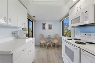 6415 Midnight Pass Rd, Sarasota, FL 34242 - Photo 16