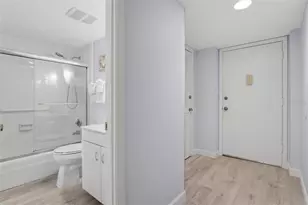 6415 Midnight Pass Rd, Sarasota, FL 34242 - Photo 28