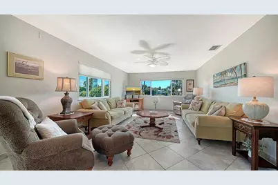 2657 Riverbluff Parkway #V122, Sarasota, FL 34231 - Photo 6
