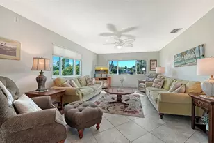 2657 Riverbluff Pkwy, Sarasota, FL 34231 - Photo 6