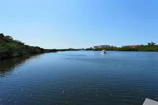 2657 Riverbluff Pkwy, Sarasota, FL 34231 - Photo 48