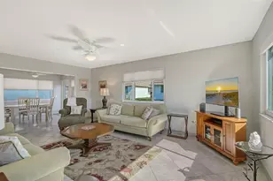 2657 Riverbluff Pkwy, Sarasota, FL 34231 - Photo 8