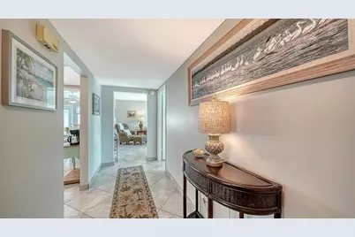 2657 Riverbluff Parkway #V122, Sarasota, FL 34231 - Photo 4