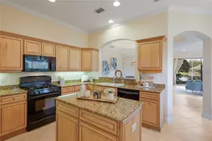 8336 Miramar Way, Lakewood Ranch, FL 34202 - Photo 4