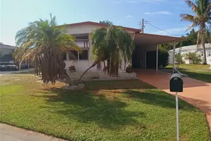 5205 Pebble Beach Ave, Sarasota, FL 34234 - Photo 2