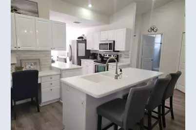 6503 Fairway Gardens Drive, Bradenton, FL 34203 - Photo 10