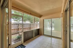 2121 Wood St, Sarasota, FL 34237 - Photo 16