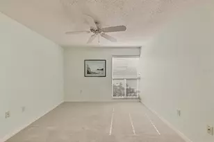 2121 Wood St, Sarasota, FL 34237 - Photo 22