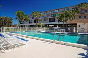 9604 Cortez Rd W, Bradenton, FL 34210 - Photo 10