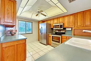 9604 Cortez Rd W, Bradenton, FL 34210 - Photo 8