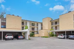 2714 Orchid Oaks Dr, Sarasota, FL 34239 - Photo 1