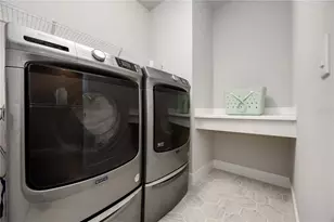 1570 Springwell Ln, Sarasota, FL 34240 - Photo 38