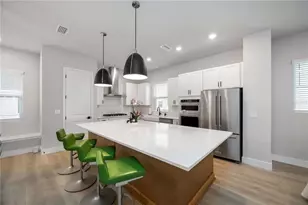 1570 Springwell Ln, Sarasota, FL 34240 - Photo 18