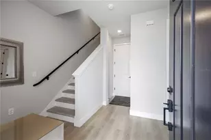 1570 Springwell Ln, Sarasota, FL 34240 - Photo 8