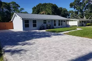 1868 Wharf Rd, Sarasota, FL 34231 - Photo 1