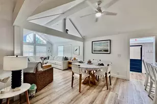 701 Broadway St, Longboat Key, FL 34228 - Photo 10