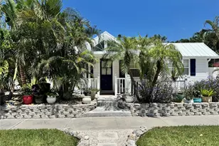701 Broadway St, Longboat Key, FL 34228 - Photo 2