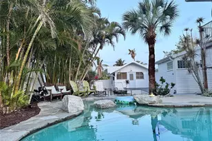 701 Broadway St, Longboat Key, FL 34228 - Photo 32