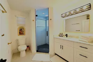 701 Broadway St, Longboat Key, FL 34228 - Photo 12