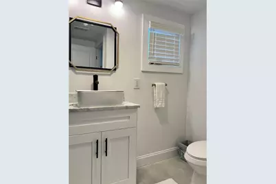 701 Broadway Street, Longboat Key, FL 34228 - Photo 20