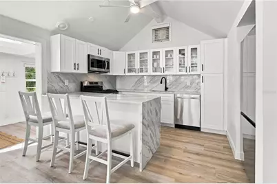 701 Broadway Street, Longboat Key, FL 34228 - Photo 10