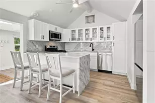 701 Broadway St, Longboat Key, FL 34228 - Photo 10