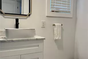 701 Broadway St, Longboat Key, FL 34228 - Photo 20
