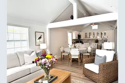 701 Broadway Street, Longboat Key, FL 34228 - Photo 4