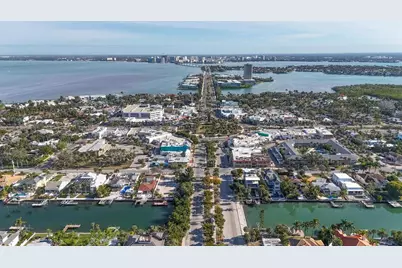 554 S Polk Drive, Sarasota, FL 34236 - Photo 12