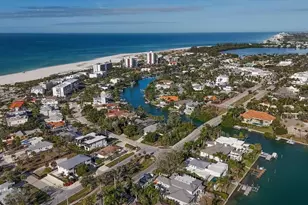 554 S Polk Dr, Sarasota, FL 34236 - Photo 4