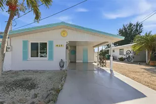 417 63rd St, Holmes Beach, FL 34217 - Photo 2