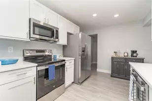 1247 Price Cir NW, Port Charlotte, FL 33948 - Photo 4