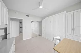 1800 Benjamin Franklin Dr, Sarasota, FL 34236 - Photo 28