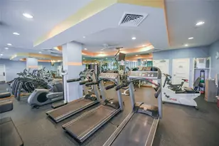 1800 Benjamin Franklin Dr, Sarasota, FL 34236 - Photo 38