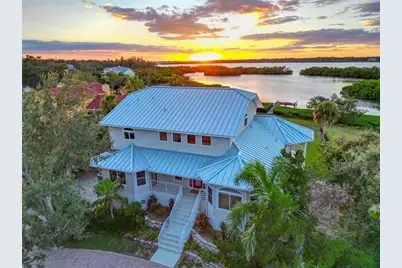 6511 Bayshore Road, Palmetto, FL 34221 - Photo 2