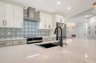 5468 Wilkinson Rd, Sarasota, FL 34233 - Photo 20