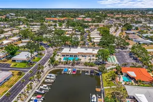 2531 Riverbluff Pkwy, Sarasota, FL 34231 - Photo 54