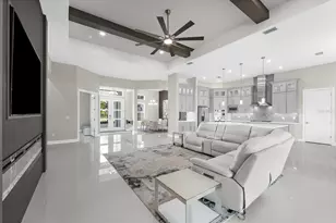 9451 Tequila Sunrise Dr, Sarasota, FL 34241 - Photo 10