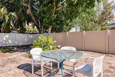 3621 Glen Ridge Lane, Sarasota, FL 34233 - Photo 26