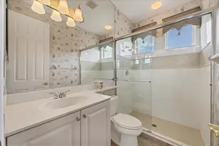 7915 Warwick Gardens Ln, University Park, FL 34201 - Photo 24