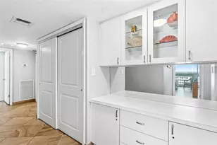 5966 Midnight Pass Rd, Sarasota, FL 34242 - Photo 6