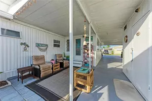 10315 Cortez Road W, Bradenton, FL 34210 - Photo 30