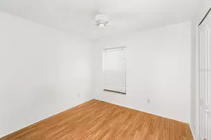 295 Fareham Dr, Venice, FL 34293 - Photo 30