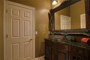 110 Portofino Dr, North Venice, FL 34275 - Photo 38