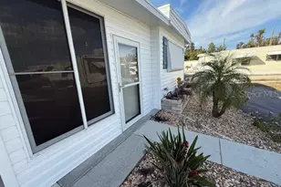 26 Siesta Cir W, Osprey, FL 34229 - Photo 2